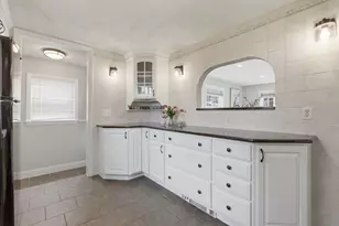 20 Hilltop Terrace, Woburn, MA 01801 - Photo 10