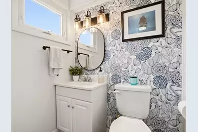 33 Bateman Avenue, Revere, MA 02151 - Photo 18