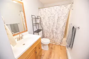 10 Wrentham Rd, Worcester, MA 01602 - Photo 22