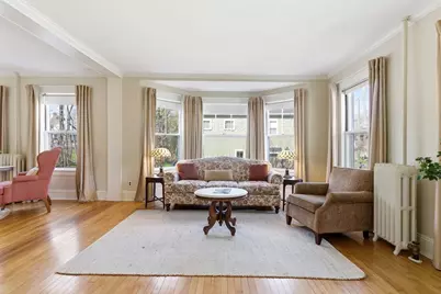 38 Hillside Ave, Bedford, MA 01730 - Photo 2