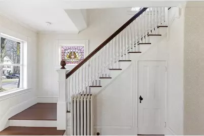 38 Hillside Ave, Bedford, MA 01730 - Photo 18