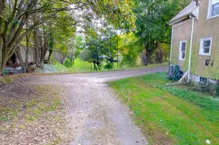 15 Shirley St, Fairhaven, MA 02719 - Photo 22