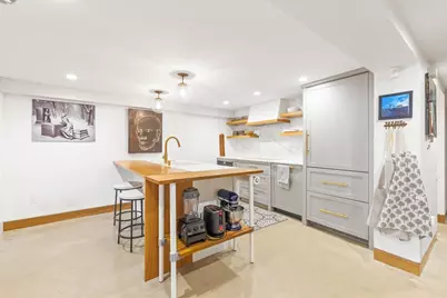 33 Worcester St #1, Boston, MA 02118 - Photo 6