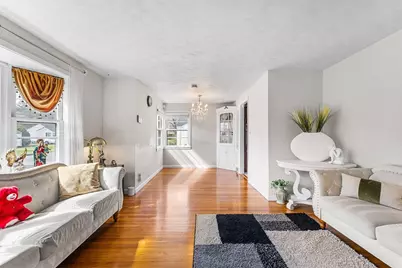 35 Woodway Dr, Shrewsbury, MA 01545 - Photo 2