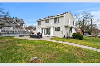 588 Andover St, Lowell, MA 01852 - Photo 34