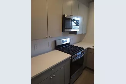 38 Melville St #2, Fall River, MA 02724 - Photo 2