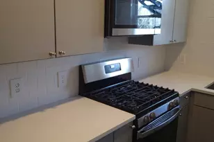 38 Melville St, Fall River, MA 02724 - Photo 2