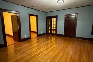 466 Locust St, Fall River, MA 02720 - Photo 2