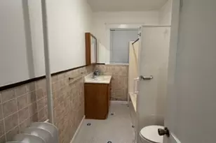 466 Locust St, Fall River, MA 02720 - Photo 10