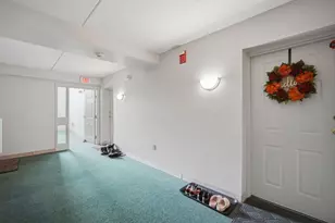 32 Maple Crest Cir, Holyoke, MA 01040 - Photo 30