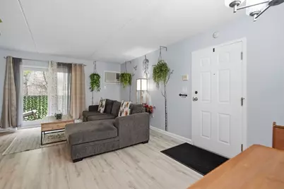 32 Maple Crest Cir #G, Holyoke, MA 01040 - Photo 8