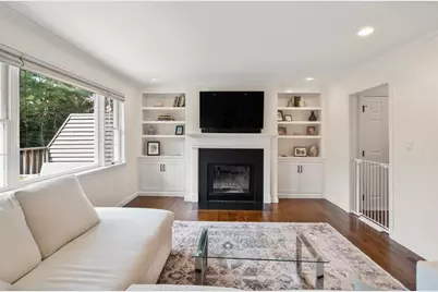 16 Wiswall Circle #16, Wellesley, MA 02482 - Photo 8