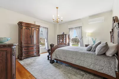 270 Maple St, Springfield, MA 01105 - Photo 30