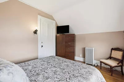 270 Maple St, Springfield, MA 01105 - Photo 38