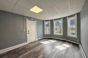 133 University Ave, Lowell, MA 01854 - Photo 2