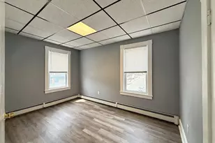 133 University Ave, Lowell, MA 01854 - Photo 10