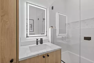 32 Columbia St, Brookline, MA 02446 - Photo 14