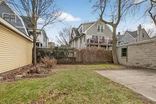 32 Columbia St, Brookline, MA 02446 - Photo 32