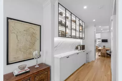 32 Columbia St #1, Brookline, MA 02446 - Photo 12