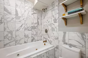 1724 Washington St, Boston, MA 02118 - Photo 24