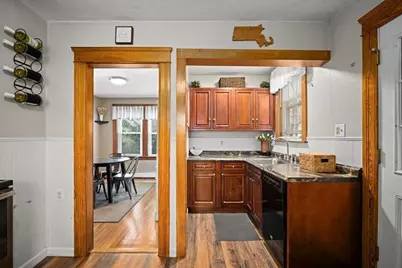 88 Shore Dr, Auburn, MA 01501 - Photo 2