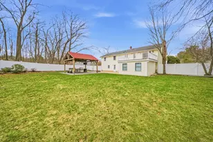 8 Stanley Dr, Framingham, MA 01701 - Photo 36