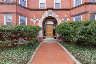 18 Centre St, Cambridge, MA 02139 - Photo 1