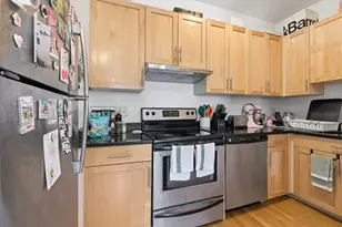 18 Centre St, Cambridge, MA 02139 - Photo 10