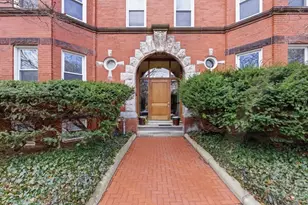 18 Centre St, Cambridge, MA 02139 - Photo 1