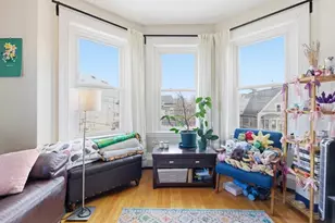 18 Centre St, Cambridge, MA 02139 - Photo 4