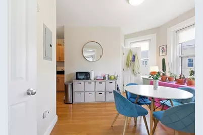 18 Centre St #304, Cambridge, MA 02139 - Photo 8