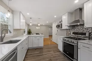 23 Monument Hill Rd, Chelmsford, MA 01824 - Photo 10