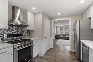 23 Monument Hill Rd, Chelmsford, MA 01824 - Photo 12