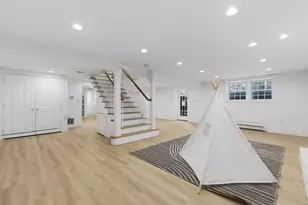 Six Glen Dr, Lynnfield, MA 01940 - Photo 28