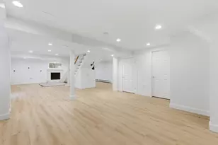 Six Glen Dr, Lynnfield, MA 01940 - Photo 32