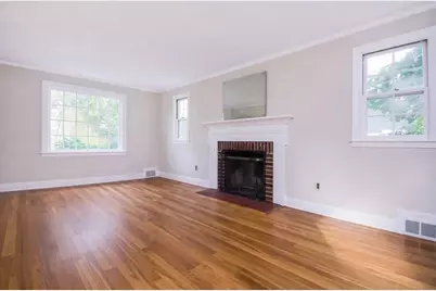 31 Montana, Holden, MA 01520 - Photo 8