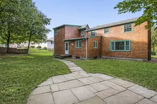 31 Montana, Holden, MA 01520 - Photo 4