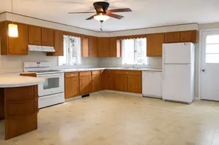 31 Montana, Holden, MA 01520 - Photo 12