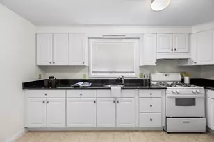 66 Gordon St, Somerville, MA 02144 - Photo 10