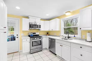 107 Dorset Rd, Holliston, MA 01746 - Photo 12