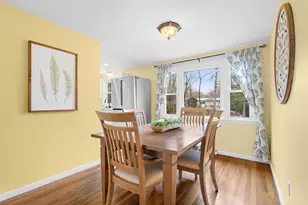 107 Dorset Rd, Holliston, MA 01746 - Photo 8