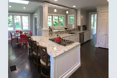 70 Sumner St, Newton, MA 02459 - Photo 12