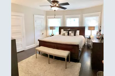 70 Sumner St, Newton, MA 02459 - Photo 16