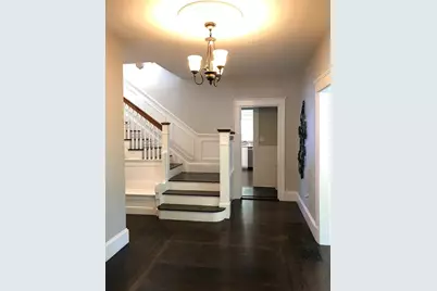 70 Sumner St, Newton, MA 02459 - Photo 4