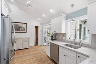 223 Edgewater Dr, Framingham, MA 01702 - Photo 12