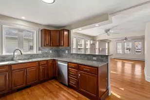 149 Vassall St, Quincy, MA 02170 - Photo 8