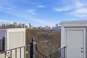 362 Bunker Hill St, Boston, MA 02129 - Photo 8