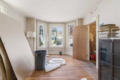 15 Hamilton Ave, Lynn, MA 01902 - Photo 4