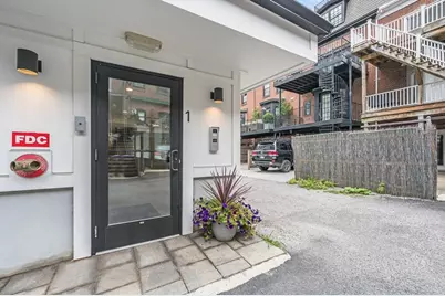 1 Leonard Place #3, Boston, MA 02127 - Photo 4