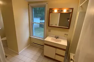 57 Chestnut St, Northampton, MA 01060 - Photo 10